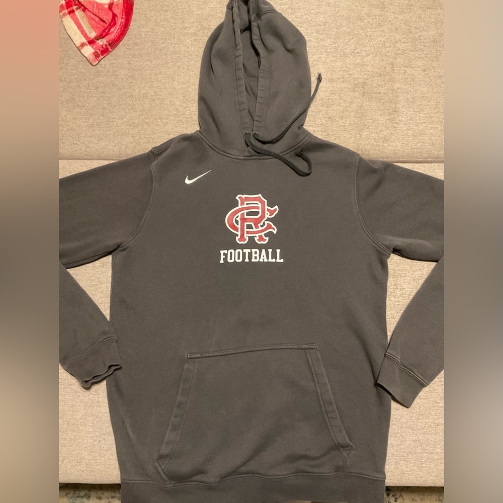 Nike Hoodie Lot of 2 size small hoodies both are grey in color